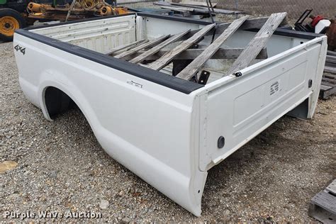 f250 truck bed capacity